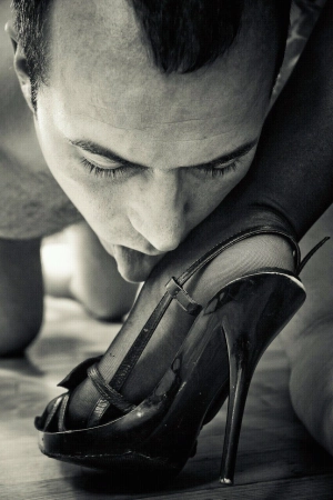 В ногах Госпожи